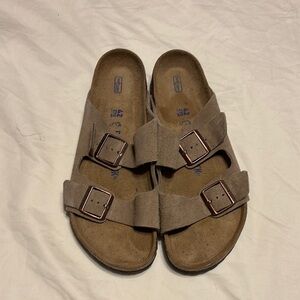 Birkenstock- Arizona Suede Leather- Taupe